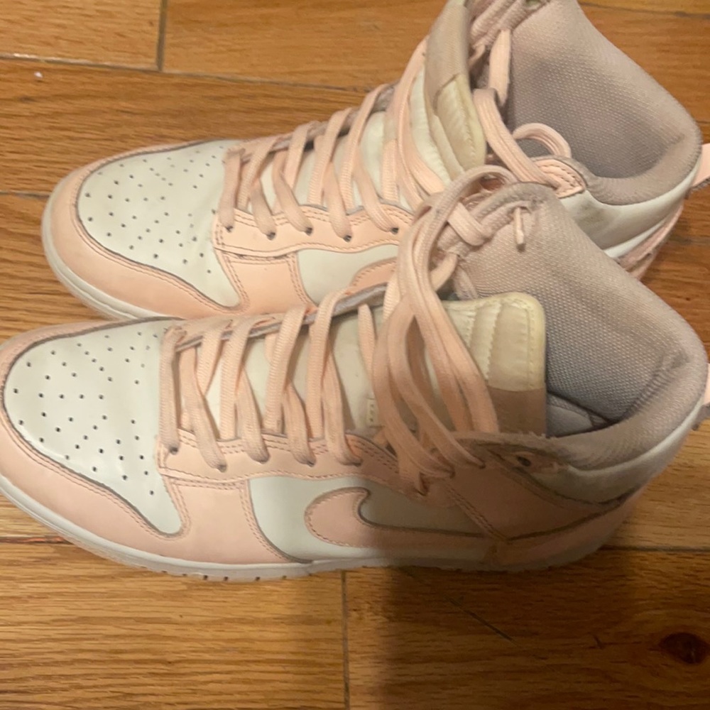 100% authentic Nike high dunks . Size 8.5